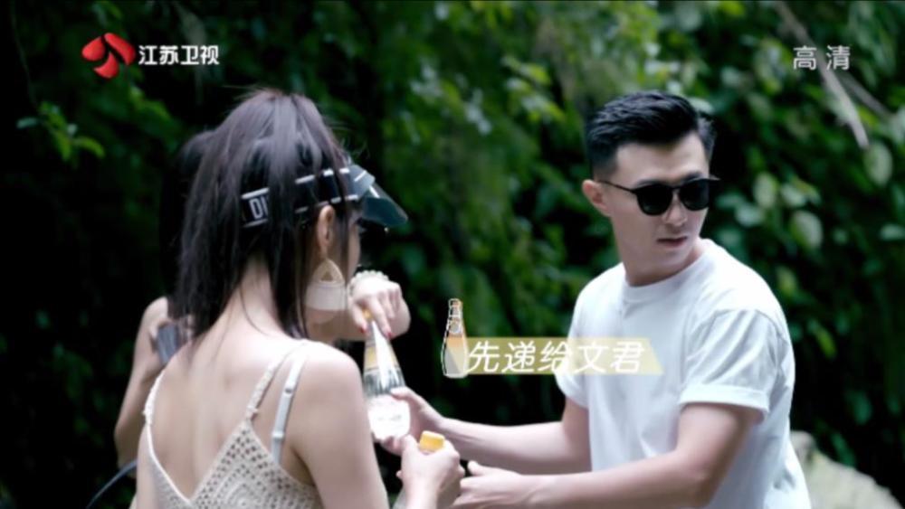 索额图的两个诗人女儿,一个嫁给快50岁老头,儿子13岁中了举人